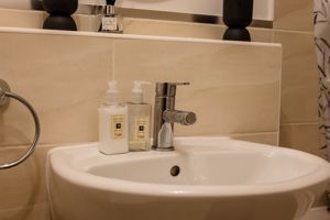 Photo 21- click for photo gallery